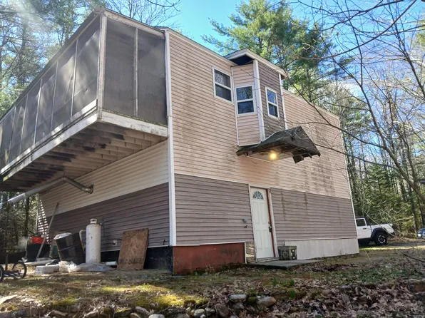 371 Carding Machine Road, Bowdoinham, ME 04008