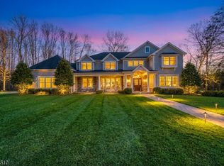 106 Koch Ln, Old Tappan, NJ