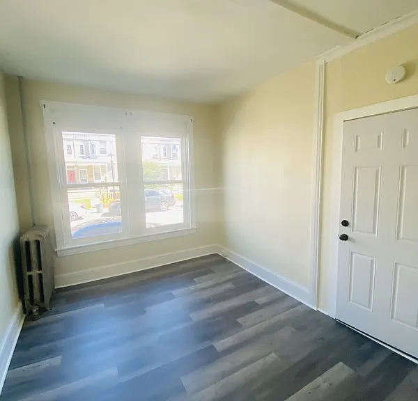 144 W Jackson St #A — Photo 3