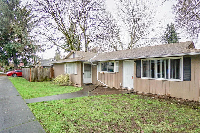2 bed, 1.0 bath, $1,395 — Photo 3