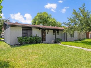 1102 Bradshaw Dr, Corpus Christi, TX 78412