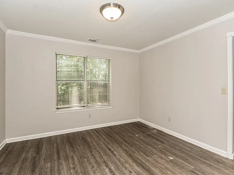 1268 Brandl Dr SW — Photo 8