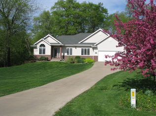 1574 Arapaho Trl NE, Solon, IA 52333