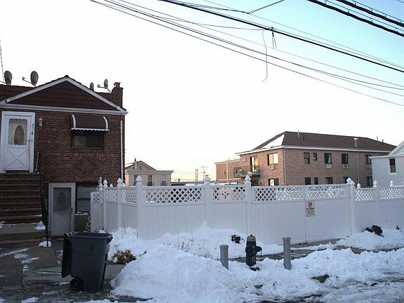 2nd image of 2518 123rd St #2