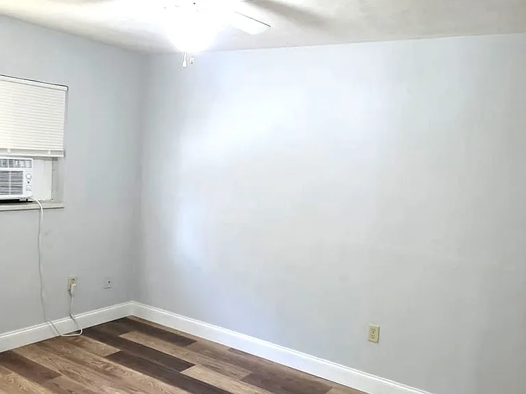2252 Maple Ave — Photo 16