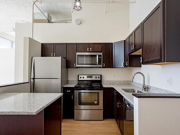 5th image of 4600 Woodward Ave APT 308