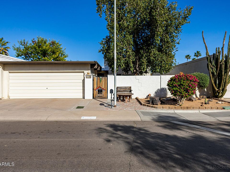 1st image of 193 W Laguna Drive