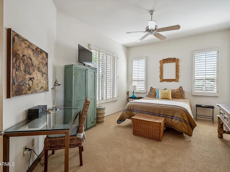 7466 E High Point Dr — Photo 15