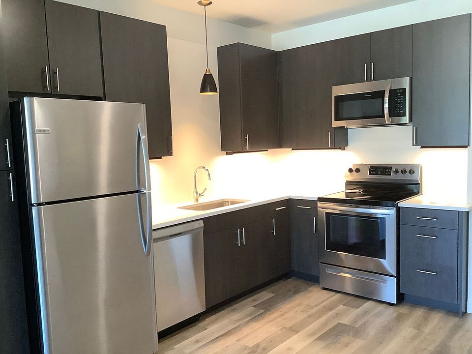 2nd image of 110 Harris St #307
