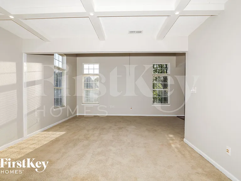 3786 White Cliff Way — Photo 5