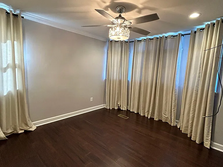 1423 Kathleen Ct — Photo 20