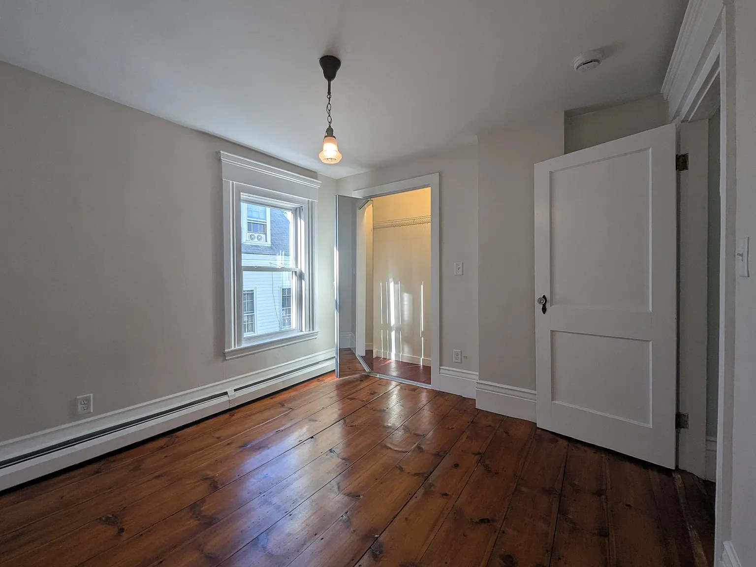 2 bed, 1267 sqft, $2,800 — Photo 3