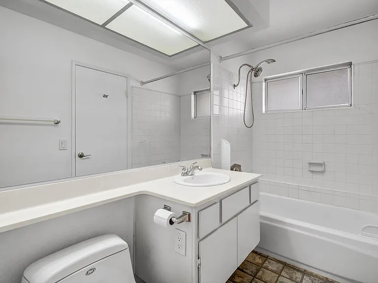 23930 Arroyo Park Dr #109 — Photo 15