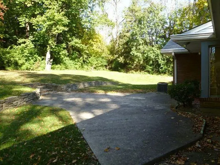5720 Old Pfeiffer Ln — Photo 11