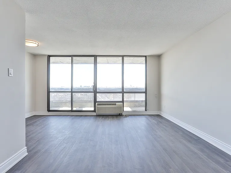 500 Duplex Ave #1606 — Photo 21