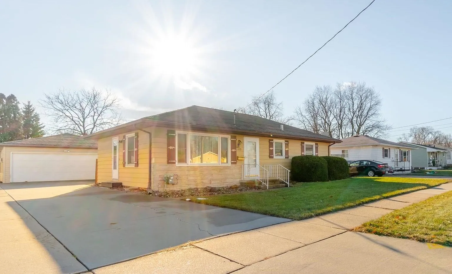 1229 Downing Ave photo 1