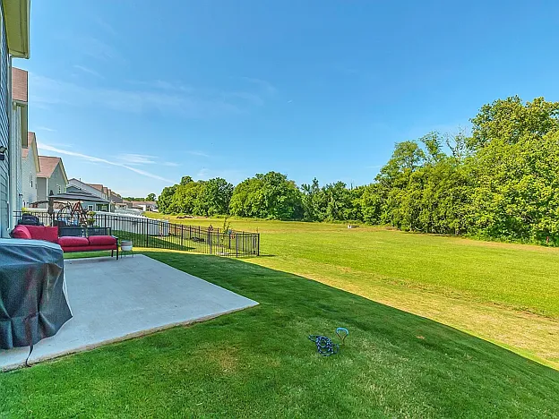 307 Stonewall Dr — Photo 27