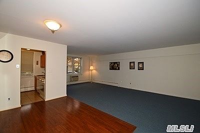 4th image of 40 Daley Pl APT 114