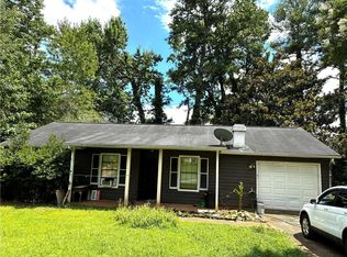 3901 Wood Path Dr, Stone Mountain, GA 30083