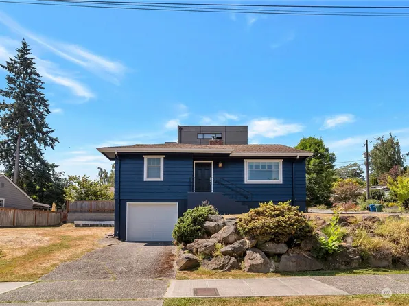 5555 39th Avenue NE, Seattle, WA 98105