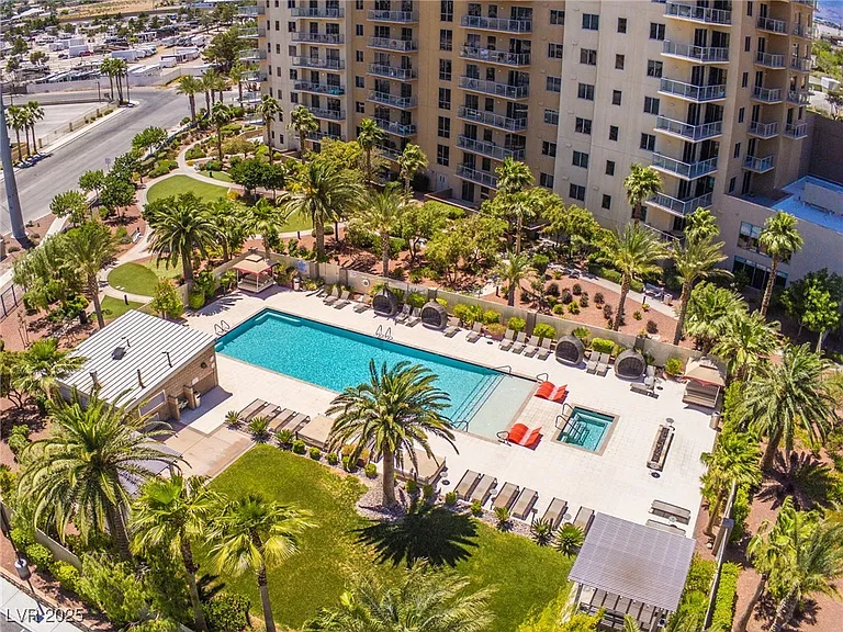 8255 Las Vegas Blvd S #1702 — Photo 37