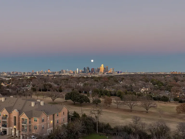 Skyline at Kessler — Photo 19