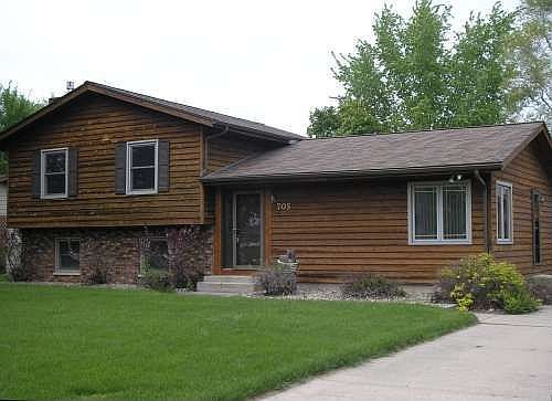 1st image of 705 Lakeview Dr