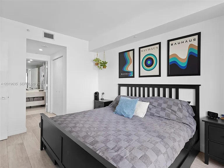 55 SW 9th St #1810 — Photo 21
