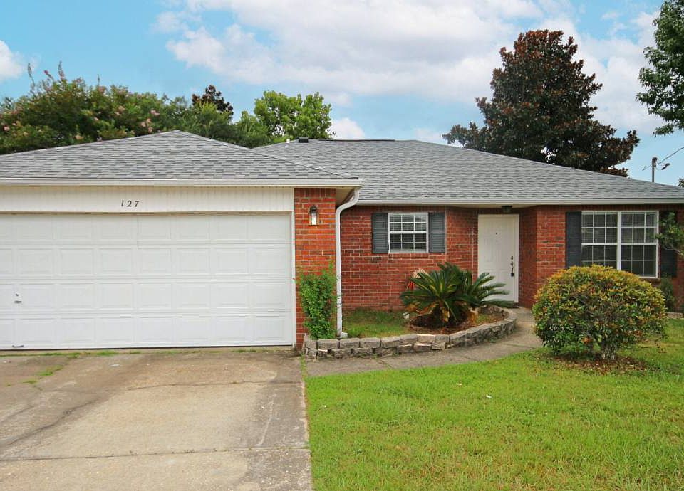 1st image of 127 Tobago Ct