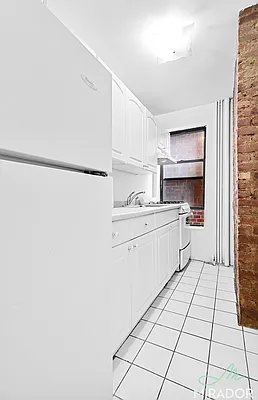 Rented by Mirador Real Estate | media 15