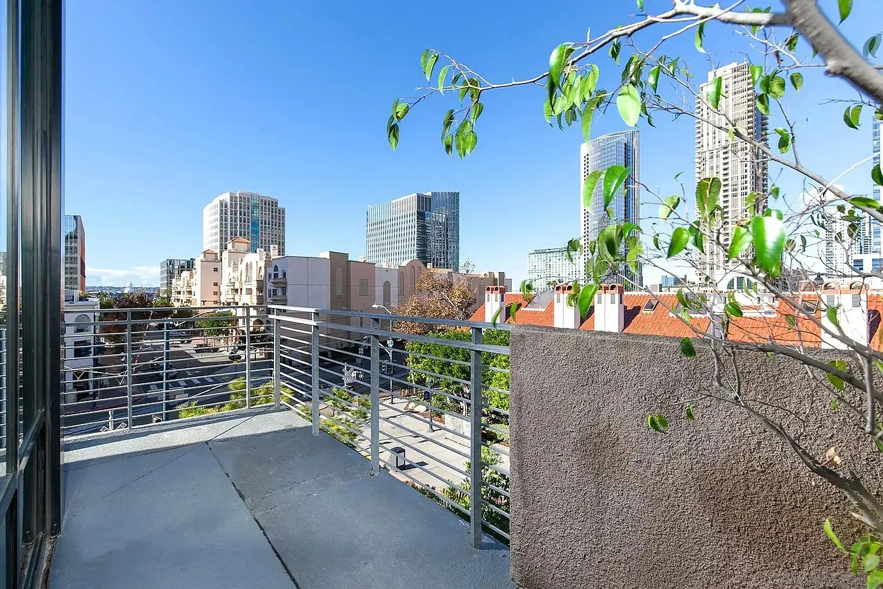 2 bed, 2151 sqft, $6,000 — Photo 3