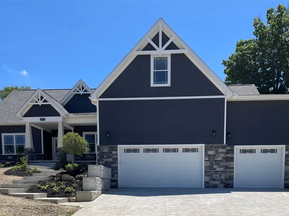 4315 Stone Creek Dr, Erie, PA 16506