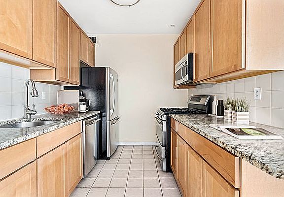 5th image of 237 W 115th St APT 5C