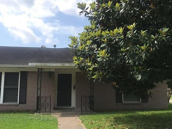 3rd image of 1400 Bellaire Blvd