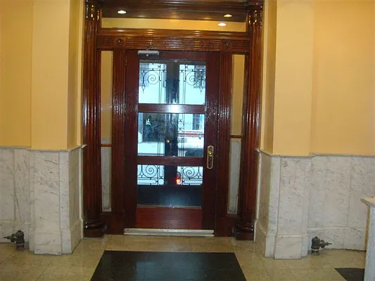 Rented by La Seven Inc. | media 50