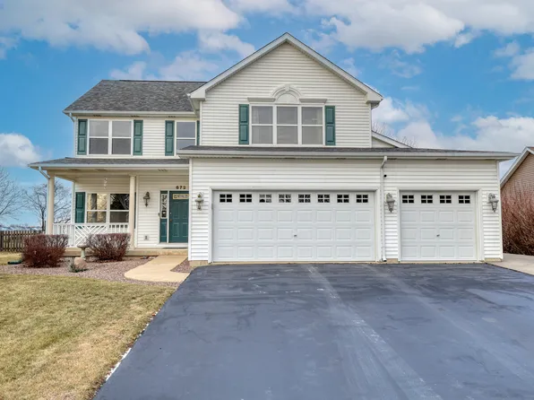 672 Westlake Dr, Elburn, IL 60119