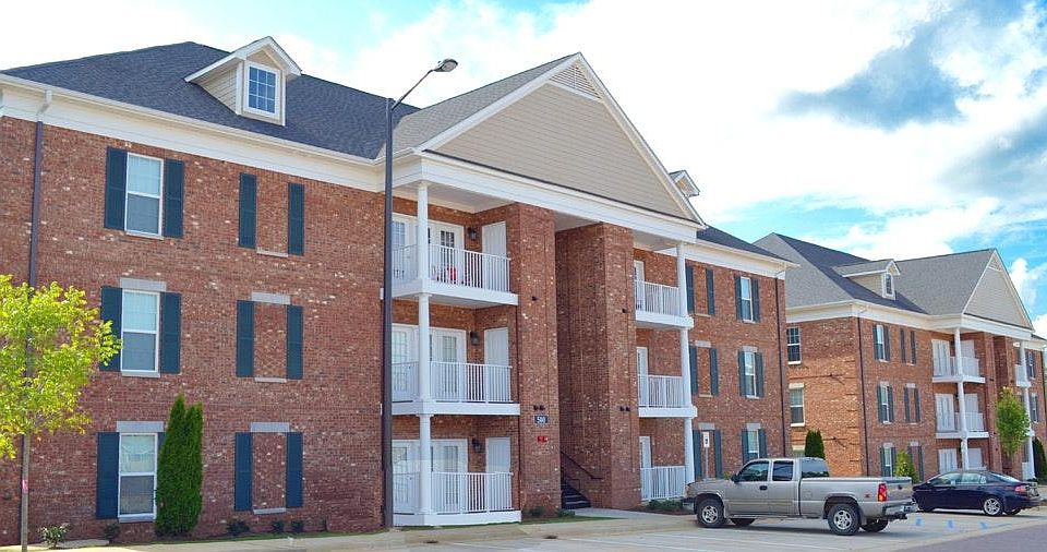 1st image of 380 14th Pl E APT 424