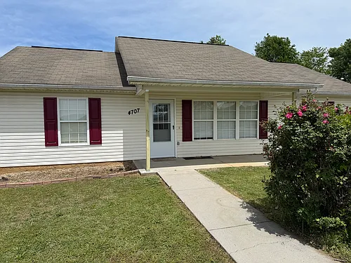 4707 Primrose Cir Photo 1
