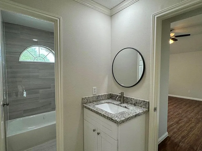 5015 Cottonglen Ct — Photo 21