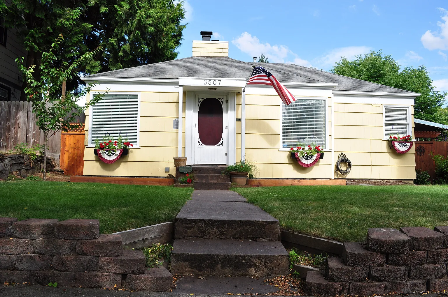 3507 H St photo 1