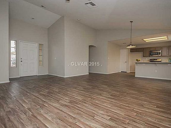 2nd image of 5112 Villa Granada Way