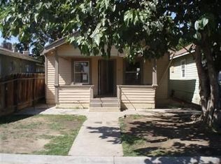 808 Lake St, Bakersfield, CA 93305