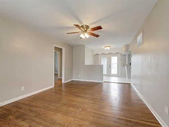 616 E Rose Dr, Midwest City, OK 73110