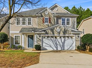 229 Georgetowne Dr, Clayton, NC 27520