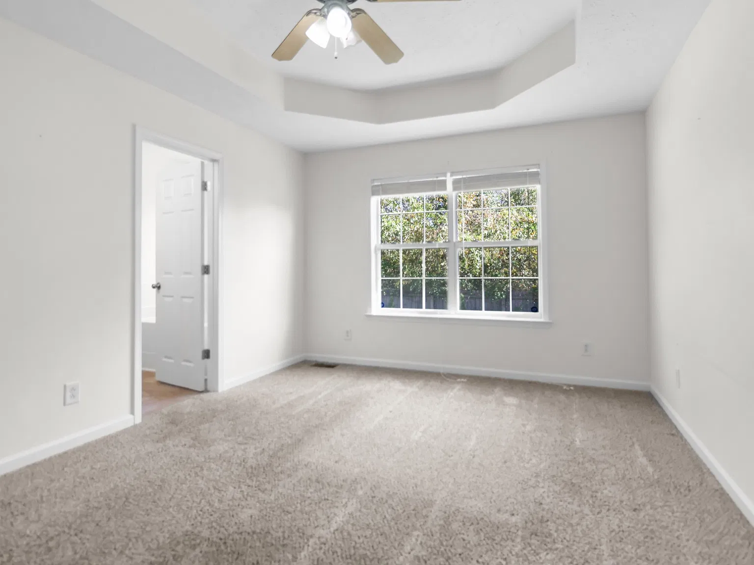 3 bed, 1750 sqft, $1,900 — Photo 4