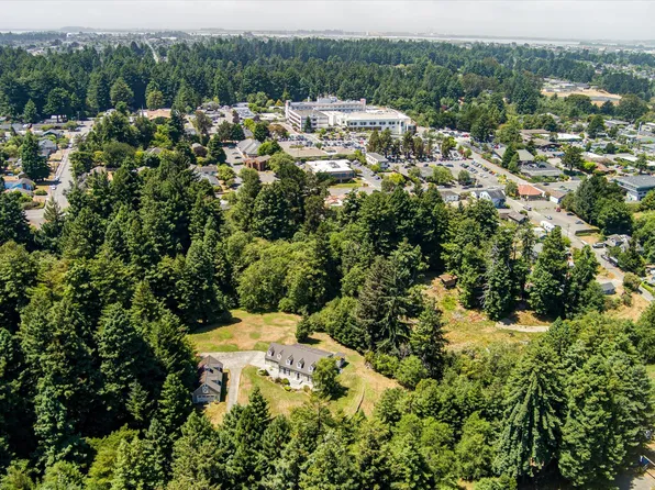 2770 Oneil Ln, Eureka, CA 95503