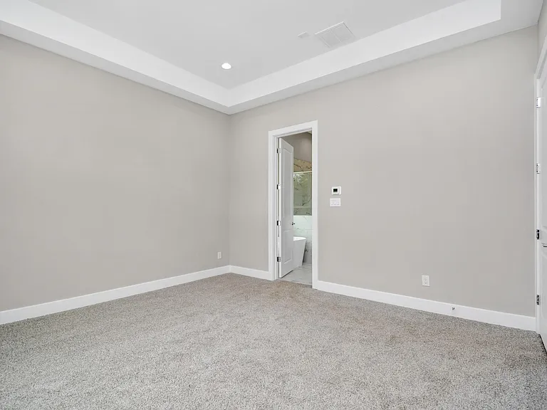 2903 Sherwood Green Ln — Photo 27
