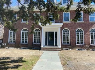 630 Walnut St, Newton, MA 02460