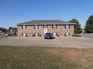 612 Cantebury Dr APT A, Warrensburg, MO 64093
