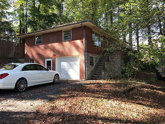 4th image of 511 N Gilmer Park